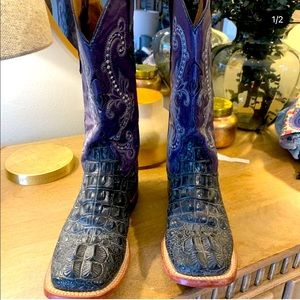 Ferrini caimen croc print boot